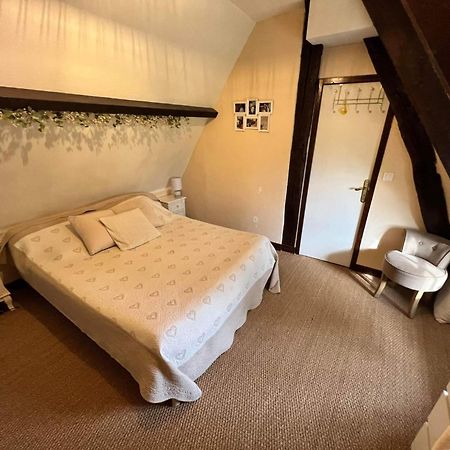 La Chaumiere Bed & Breakfast Saint-Martin-Saint-Firmin Room photo