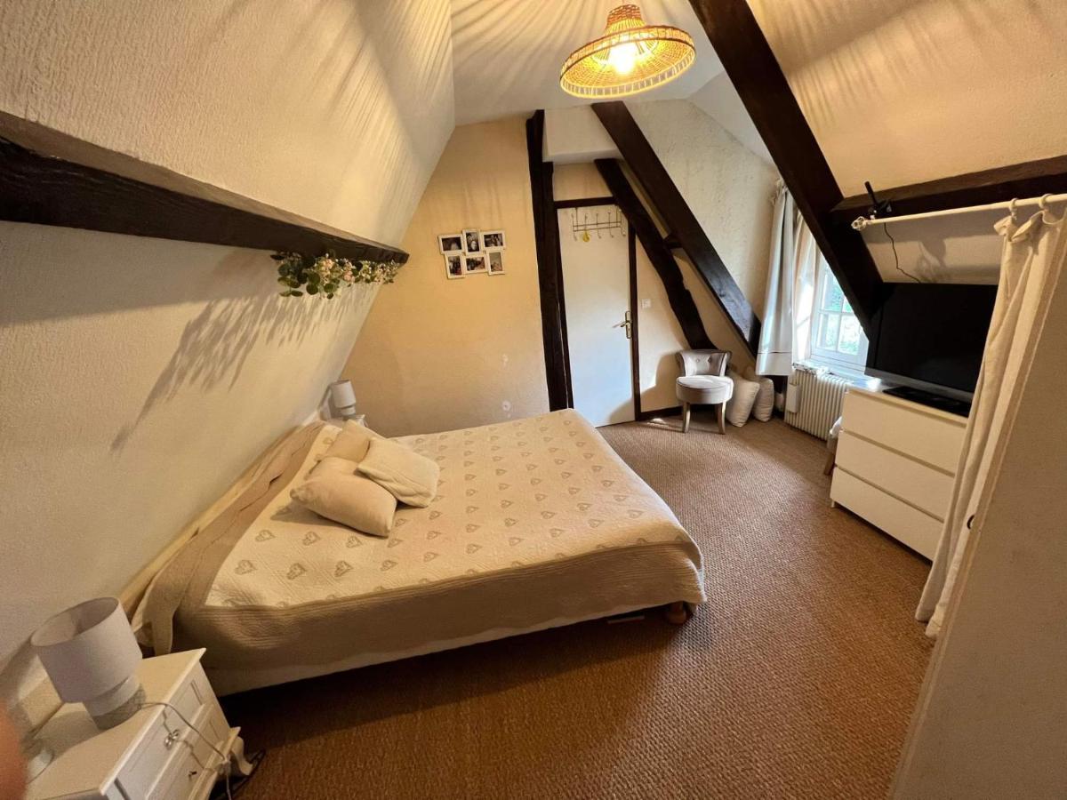 La Chaumiere Bed & Breakfast Saint-Martin-Saint-Firmin Exterior photo