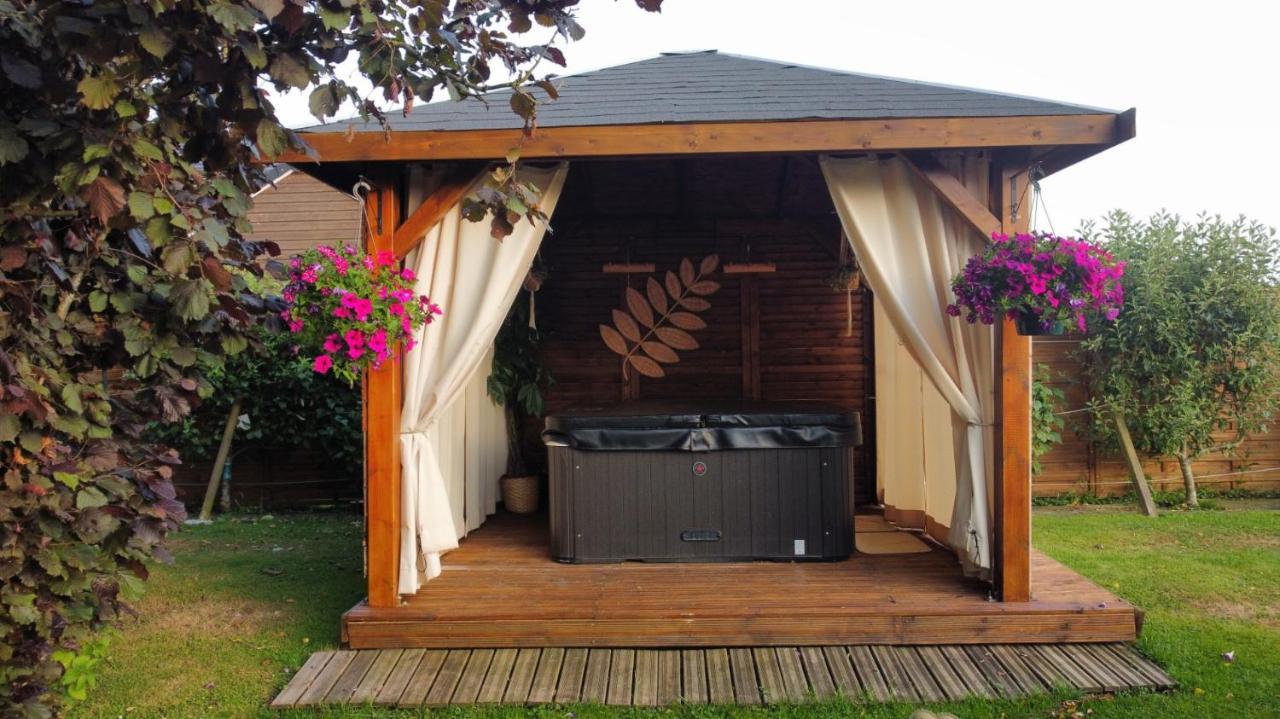La Chaumiere Bed & Breakfast Saint-Martin-Saint-Firmin Exterior photo